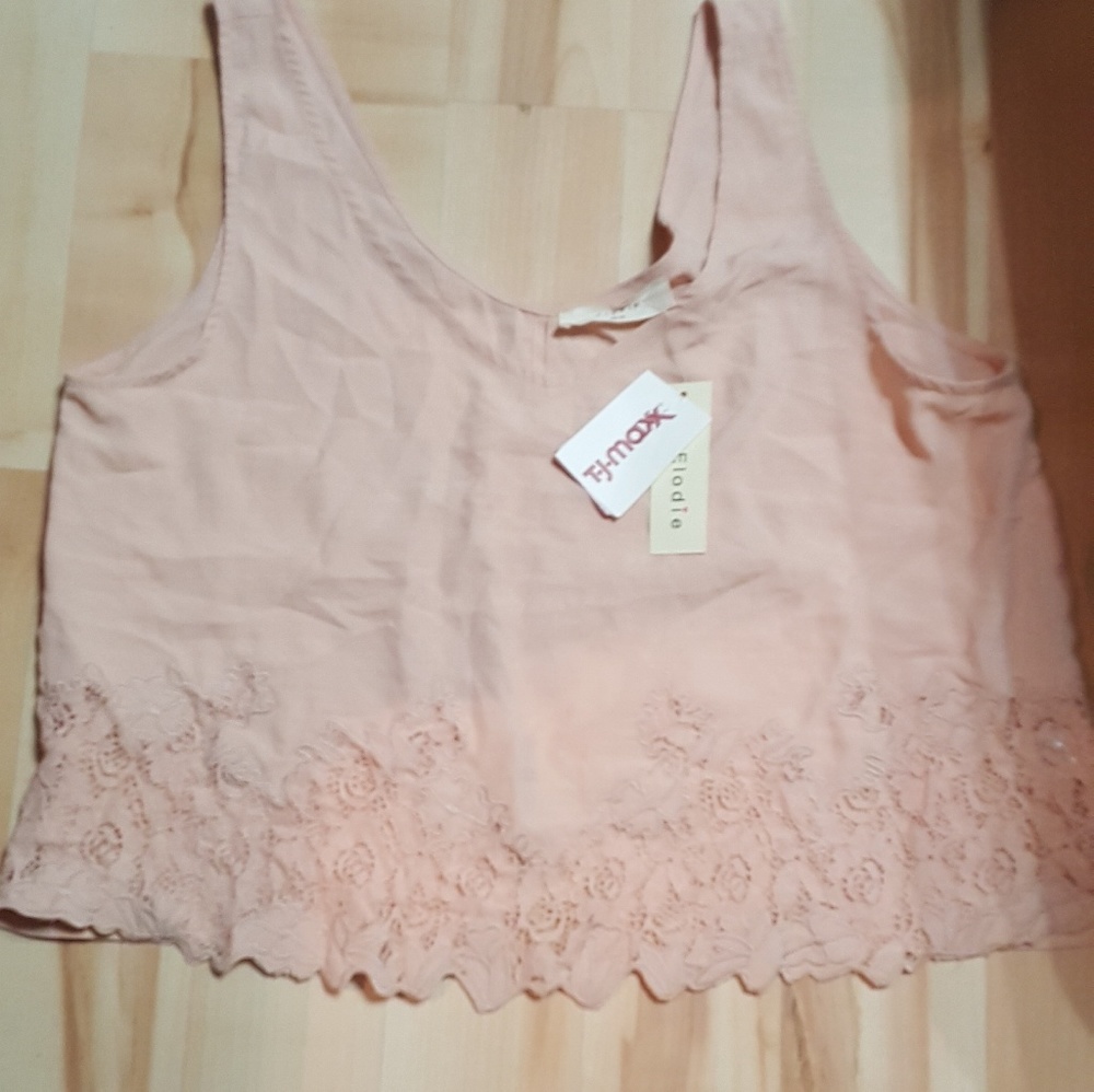 Cropped top